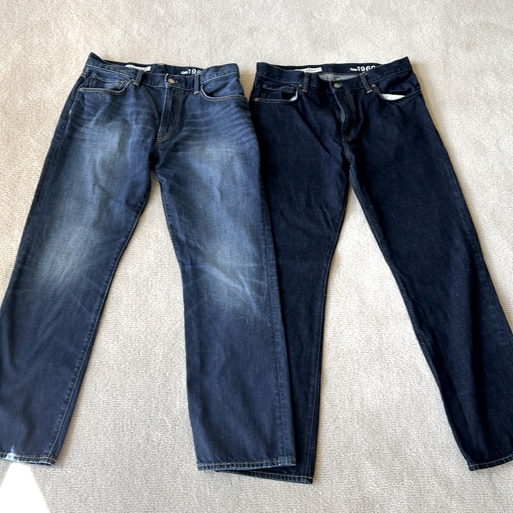 Two pair Gap 1969 men’s jeans 33x32